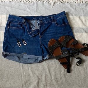 Old Navy Dark Wash Jean Shorts 💙